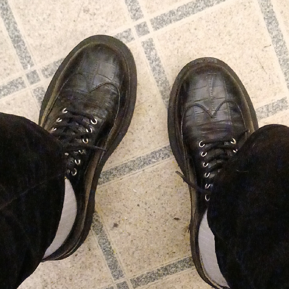Elegant Black Leather Oxfords for Women